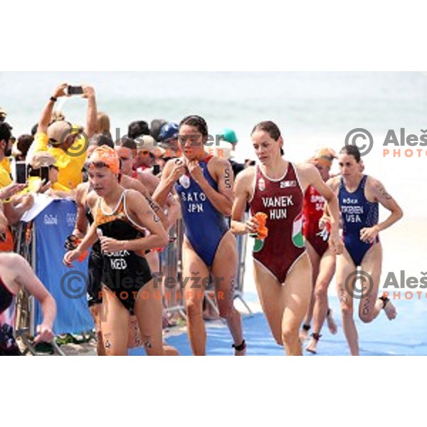 Women\'s Triathlon at Copacabana Beach during Rio de Janeiro 2016 Olympic games , Brazil on August 20 , 2016