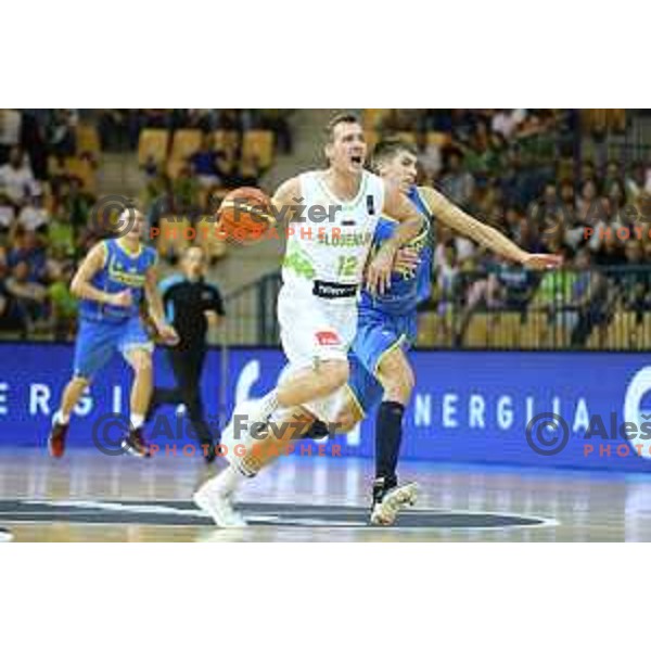 Zoran Dragic of team Slovenia in action during basketball match between Slovenia and Ukraine, 3rd match in group E qualifications for Eurobasket 2017, played in Zlatorog Arena, Celje, Slovenia on September 7, 2016