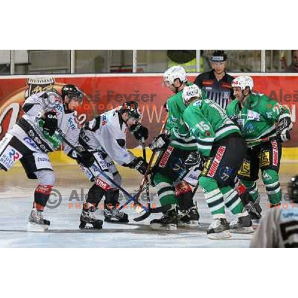 Action at match ZM Olimpija-Graz 99ers in Ebel league,played in Ljubljana,Slovenia 9.10.2007. Graz 99ers won the match 3:1.Photo by Ales Fevzer 