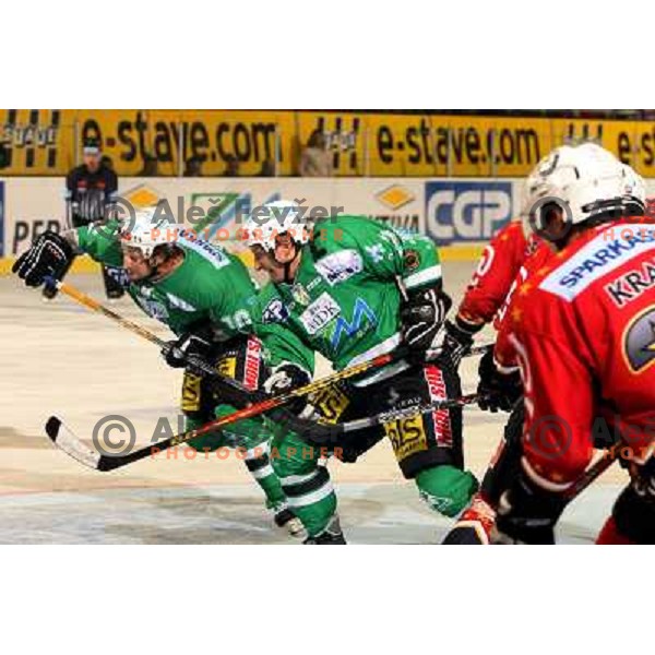 Yarema and Vnuk at match ZM Olimpija-Acroni Jesenice in Ebel league,played in Ljubljana,Slovenia 7.10.2007. Photo by Ales Fevzer 