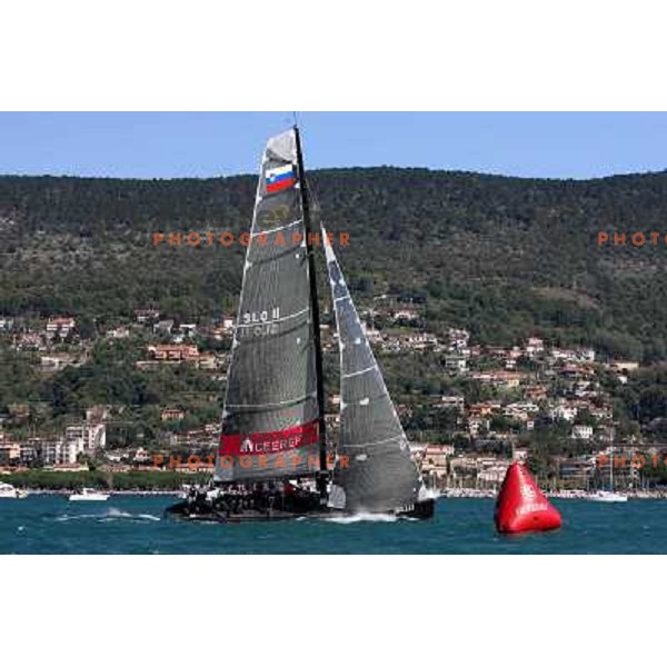 Team Ceeref crossing finish line at Sailing regatta Barcolana, Trieste, Italy 14.10.2007. Photo by Ales Fevzer 