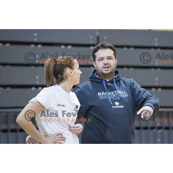 Eva Rupnik and Slovenia’s head coach Damir Grgic during the women’s national basketball team practice in gymnasium Centre, Celje, November 14th, 2016