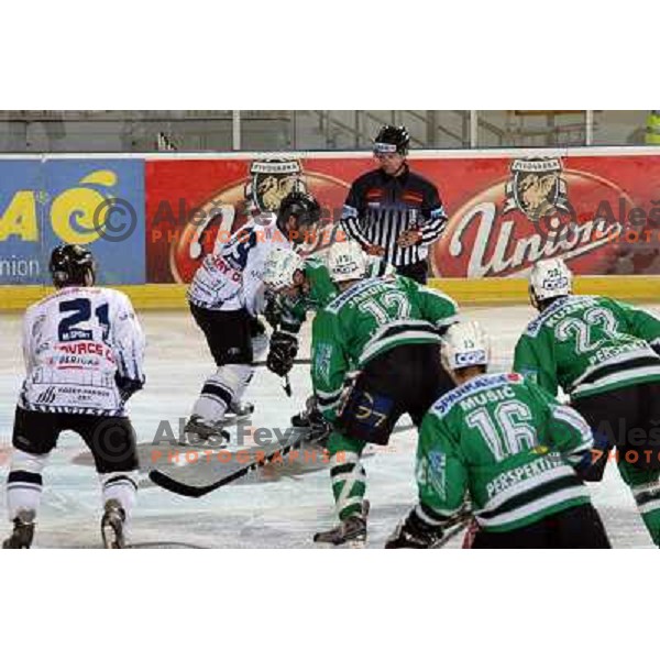 ice hockey match ZM Olimpija- Alba Volan in EBEL League, played in Ljubljana 19.10.2007.ZM Olimpija won 2:0.Photo by Ales Fevzer 