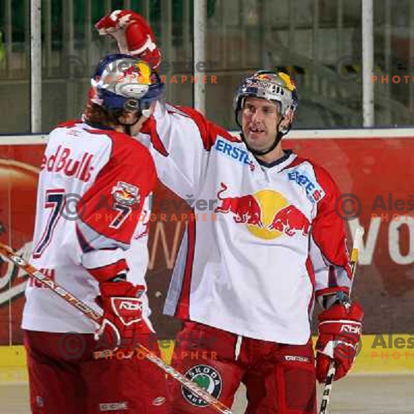 Lynch (7) at ice hockey game ZM Olimpija- Red Bull Salzburg in 11th round of EBEL league,played in Ljubljana 21.10.2007. Photo by Ales Fevzer 