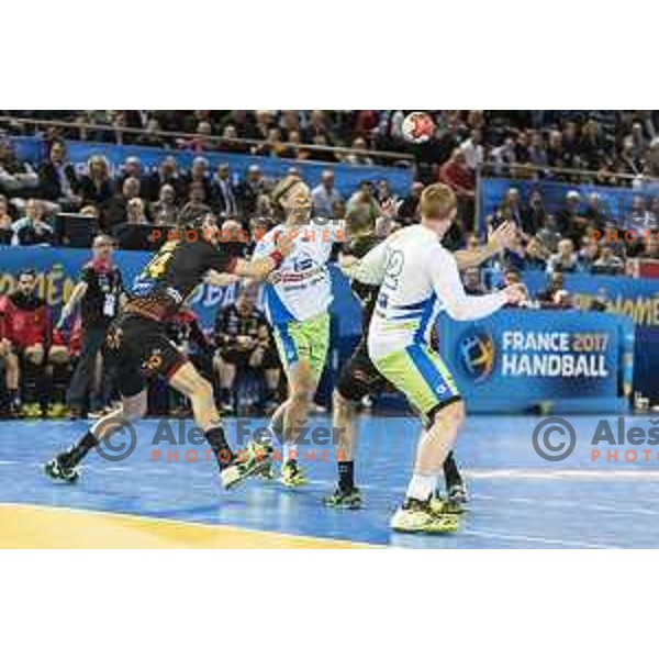 Slovenia’s Jure Dolenec (11) in action during IHF World Championship group stage match between Spain and Slovenia, in Arena Metz, Metz on January 19th, 2017 