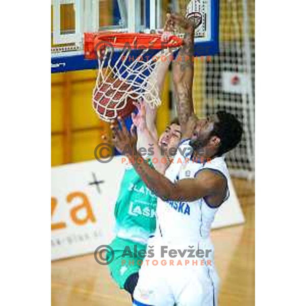 Maurice Johns Taylor of Rogaska vs Roman Rubinshteyn of Zlatorog Lasko in action during basketball match between KK Rogaska - Zlatorog Lasko of Nova KBM league 2016/17, played at Sports hall Rogaska Slatina, Slovenia on May 12, 2017