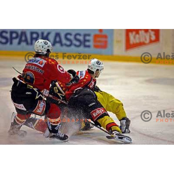 ice-hoceky match Acroni Jesenice- Vienna capitals in 21st round of Ebel league,played in Jesenice (Slovenia) 16.11.2007. Photo by Ales Fevzer 