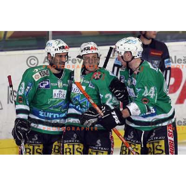 Intranuovo, Vnuk and Tavzelj at ice-hockey match ZM Olimpija-Acroni Jesenice in 22nd round of Ebel league,played in LJUBLJANA (Slovenia) 18.11.2007. Photo by Ales Fevzer 