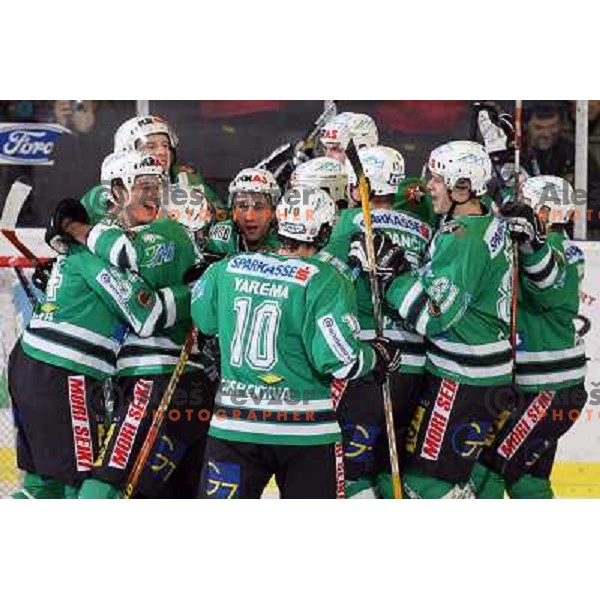 ice-hockey match ZM Olimpija-Acroni Jesenice in 22nd round of Ebel league,played in LJUBLJANA (Slovenia) 18.11.2007. ZM Olimpija won 5:4 after shot-out. Photo by Ales Fevzer 