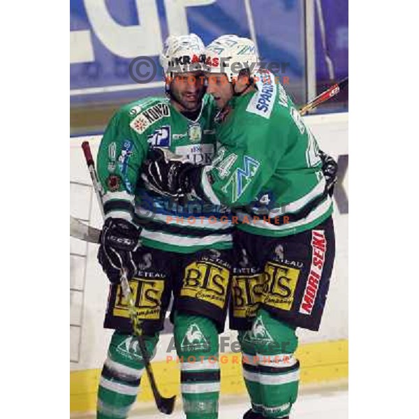 Intranuovo and Vnuk at ice-hockey match ZM Olimpija-Acroni Jesenice in 22nd round of Ebel league,played in LJUBLJANA (Slovenia) 18.11.2007. Photo by Ales Fevzer 