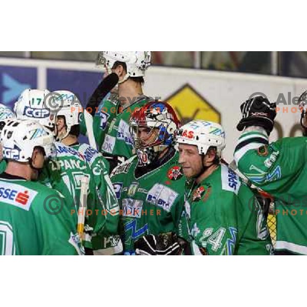 Westlund and Vnuk at match ZM Olimpija-Graz 99ers in Ebel league,played in Ljubljana (Slovenia) 27.11.2007. Photo by Ales Fevzer 