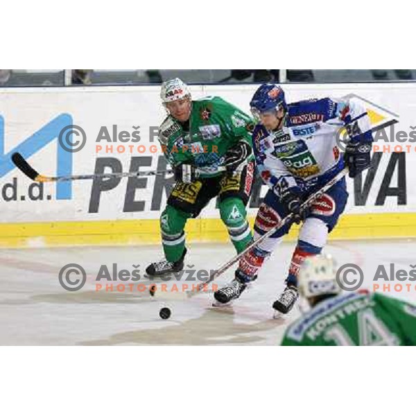 Hocevar at match ZM Olimpija-VSV in Ebel league,played in Ljubljana (Slovenia) 30.11.2007. VSV won the match 3:1.Photo by Ales Fevzer 