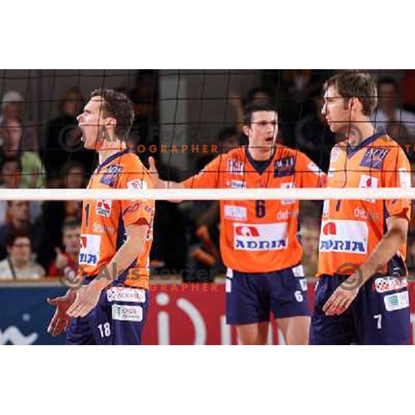 Satler at volleyballl game ACH Volley Bled-Paris Volley in Indesit European Champions league, played in Ljubljana, Slovenia 12.12.2007. Photo by Ales Fevzer 