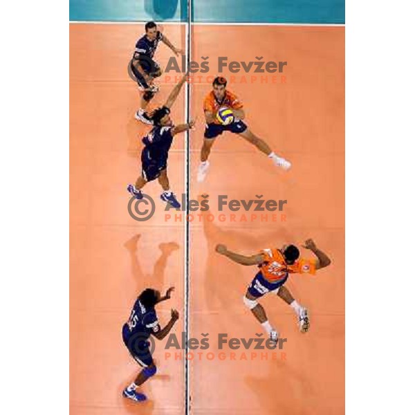 Taliaferro and Thomas at volleyballl game ACH Volley Bled-Paris Volley in Indesit European Champions league, played in Ljubljana, Slovenia 12.12.2007. Photo by Ales Fevzer 
