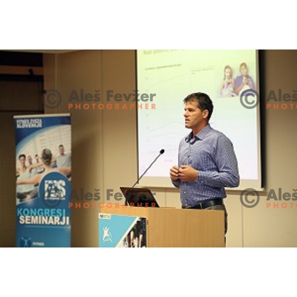Gregor Jurak gives a lecture at Congress of Sport for Everybody in Ljubljana on October 13, 2017