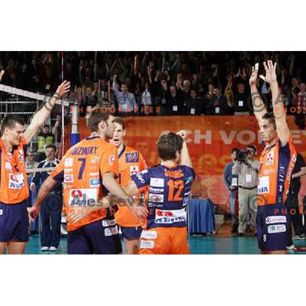 Victroy for ACH at volleyballl game ACH Volley Bled-Paris Volley in Indesit European Champions league, played in Ljubljana, Slovenia 12.12.2007. Photo by Ales Fevzer 