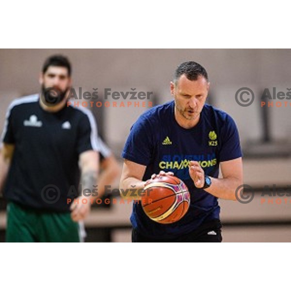 Rado Trifunovic in action during training of the Slovenian national basketball team in Arena Stozice, Ljubljana, Slovenia on November 20, 2017
