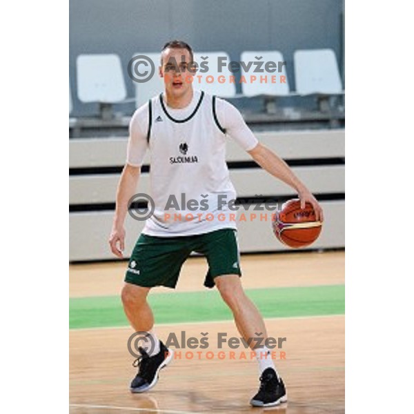 Klemen Prepelic in action during training of the Slovenian national basketball team in Arena Stozice, Ljubljana, Slovenia on November 20, 2017