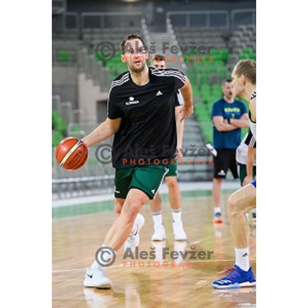 Sasa Zagorac in action during training of the Slovenian national basketball team in Arena Stozice, Ljubljana, Slovenia on November 21, 2017