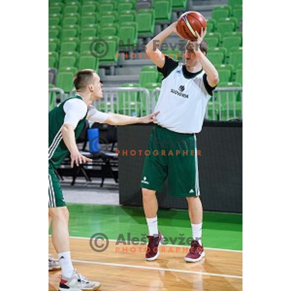 Klemen Prepelic, Miha Lapornik in action during training of the Slovenian national basketball team in Arena Stozice, Ljubljana, Slovenia on November 21, 2017