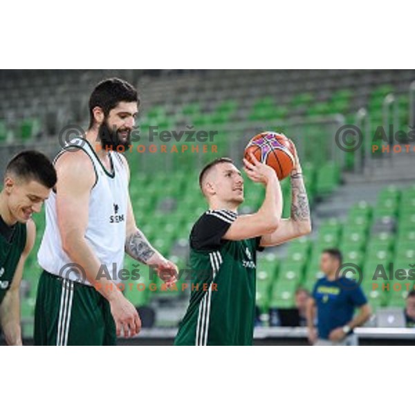 Ziga Dimec, Gregor Hrovat in action during training of the Slovenian national basketball team in Arena Stozice, Ljubljana, Slovenia on November 21, 2017