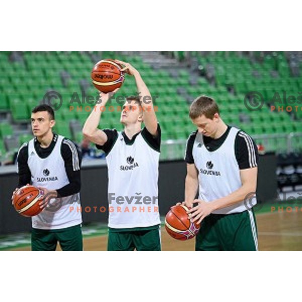 Zan Mark Sisko, Luka Rupnik, Miha Lapornik in action during training of the Slovenian national basketball team in Arena Stozice, Ljubljana, Slovenia on November 21, 2017