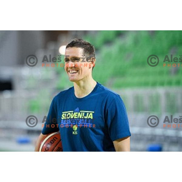 Jaka Lakovic in action during training of the Slovenian national basketball team in Arena Stozice, Ljubljana, Slovenia on November 21, 2017