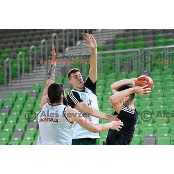 Ziga Dimec, Vlatko Cancar, Gasper Vidmar in action during training of the Slovenian national basketball team in Arena Stozice, Ljubljana, Slovenia on November 21, 2017