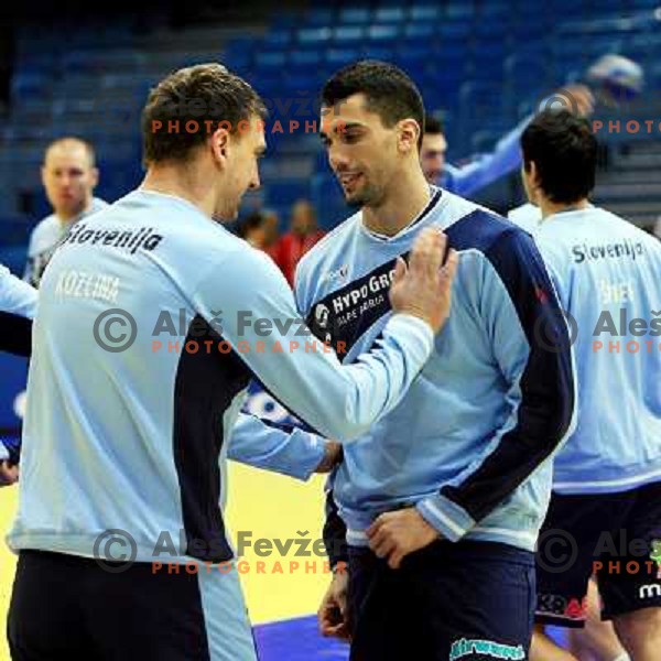 Norway, Stavanger, 17/01/2008. Mladen KOZLINA and Ognjen BACKOVIC prior to the first European Handball Championship preliminary match against Czech Republic.