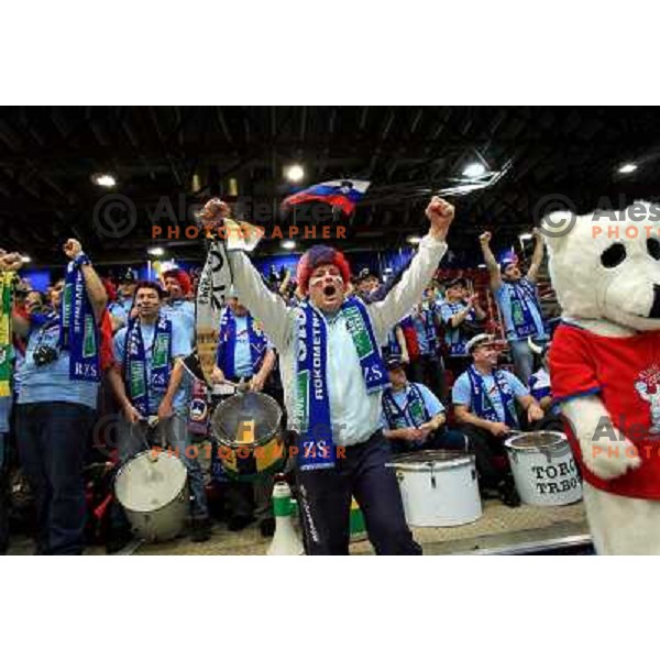 Norway, Stavanger, 18/01/2008. Slovenian supporters during the second European Handball Championship preliminary match against Poland.
