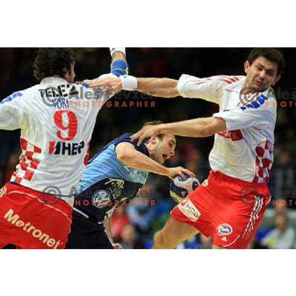 Norway, Stavanger, 20/01/2008. Uros ZORMAN (23) during the third European Handball Championship preliminary match against Croatia.