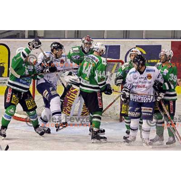 Action at ice-hockey game ZM Olimpija- Alba Volan in Ebel league,played in Ljubljana 20.1.2007. ZM Olimpija won the game 5:0.Photo by Ales Fevzer 