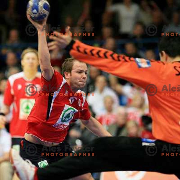 Norway, Stavanger, 22/01/2008. Kjetil STRAND (6) during the first European Handball Championship main round match. 