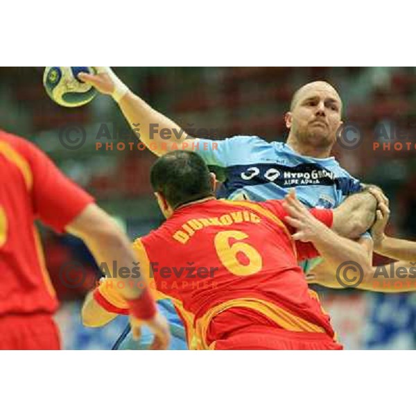 Norway, Stavanger, 22/01/2008. Goran KOZOMARA(3) during the first European Handball Championship main round match. 