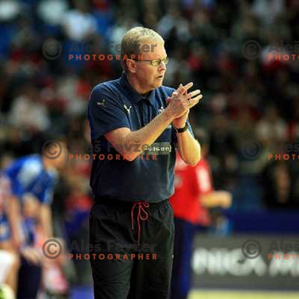 Norway, Stavanger, 22/01/2008. Ulrik WILBEK, Danish team head coach during the first European Handball Championship main round match. 