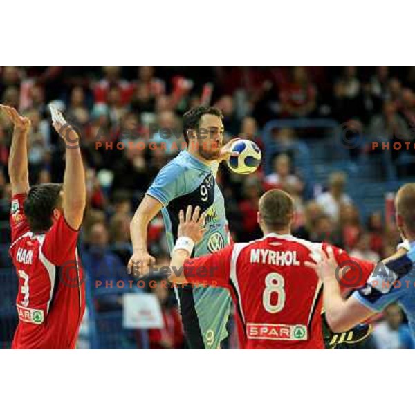 Norway, Stavanger, 23/01/2008. Jure NATEK (9) during European Handball Championship main round match Slovenia Norway. 