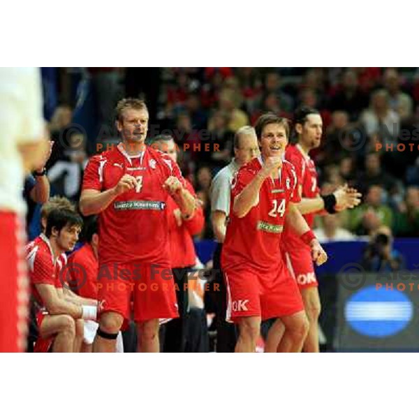 Norway, Stavanger, 23/01/2008. Hans LINDBERG (24) and Danish team during the second European Handball Championship match against Poland.