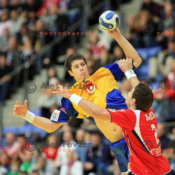 Norway, Lillehammer, 26/01/2008. Kim ANDERSSON (5) vs. Glenn SOLBERG (2) during the European Handball Championship 5/6 ranking rivalry match Sweden - Norway.