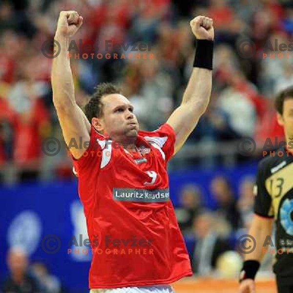 Norway, Lillehammer, 26/01/2008. Lars CHRISTIANSEN (9) cheering to the crowd during European Handball Championship semifinal match Denmark - Germany.