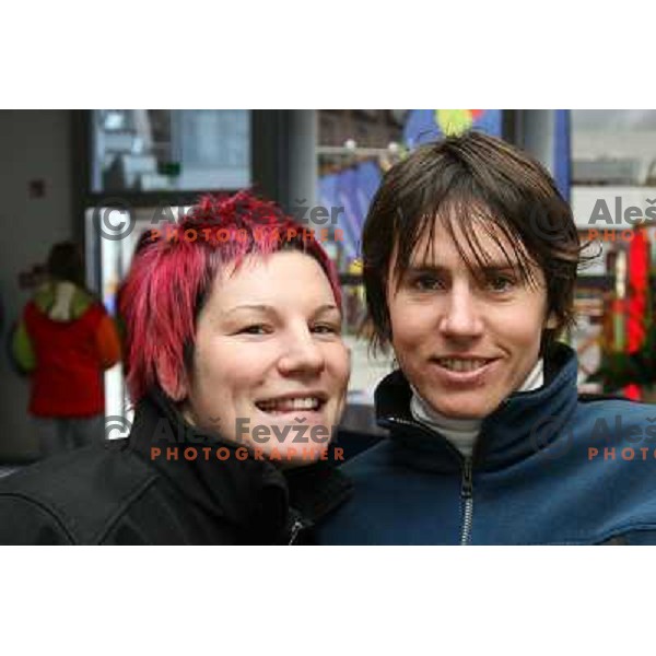 Urska Rabic (left) and Mojca Suhadolc before start of HIT Ski legends Challenge in Kranjska gora, Slovenia 2.2.2008. Photo by Ales Fevzer 