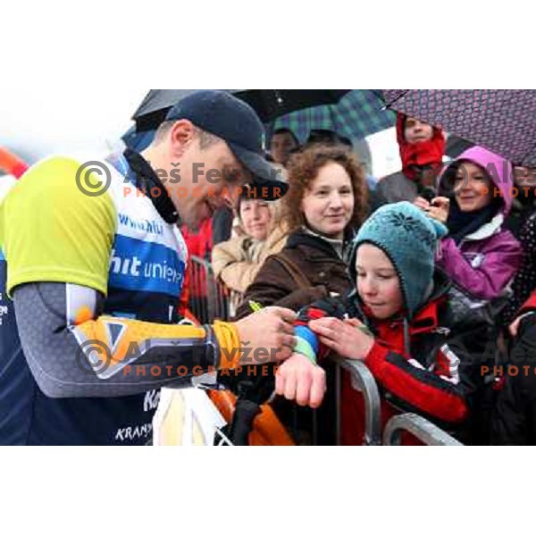 Jure Kosir signing an autograph after HIT Ski Legends Challenge in Kranjska gora, Slovenia 2.2.2008. Photo by Ales Fevzer 