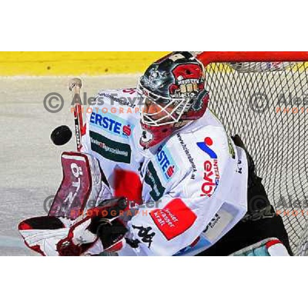 Seamus Kotyk at ice-hockey game ZM Olimpija- TWK Innsbruck in Ebel league, played in Ljubljana, Slovenia 3.2.2008.ZM Olimpija won the game 5;2. Photo by Ales Fevzer 