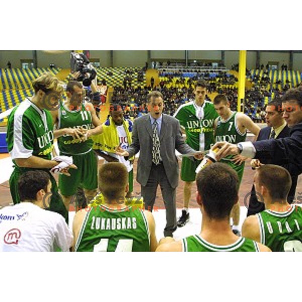 Petar Arsic, Slavko Kotnik, Zmago Sagadin, Jurica Golemac, Sani Becirovic during Euroleague 2000/2001 basketball match between Ovarense and Union Olimpija in Ovaro, Portugal on December 14, 2000