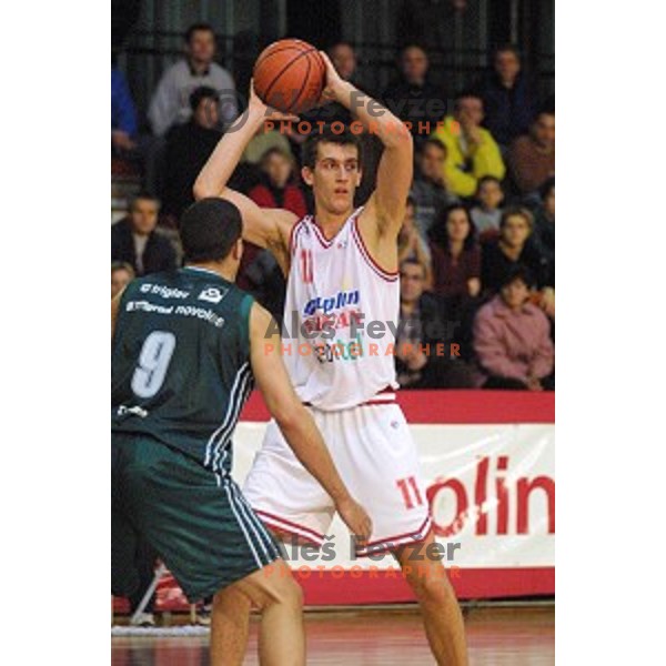 Smiljan Pavic in action during basketball match between Slovan and Krka at Kodeljevo Hall, Ljubljana, Slovenia on December 17, 2000