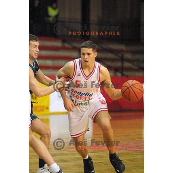 Jaka Lakovic in action during basketball match between Slovan and Krka at Kodeljevo Hall, Ljubljana, Slovenia on December 17, 2000