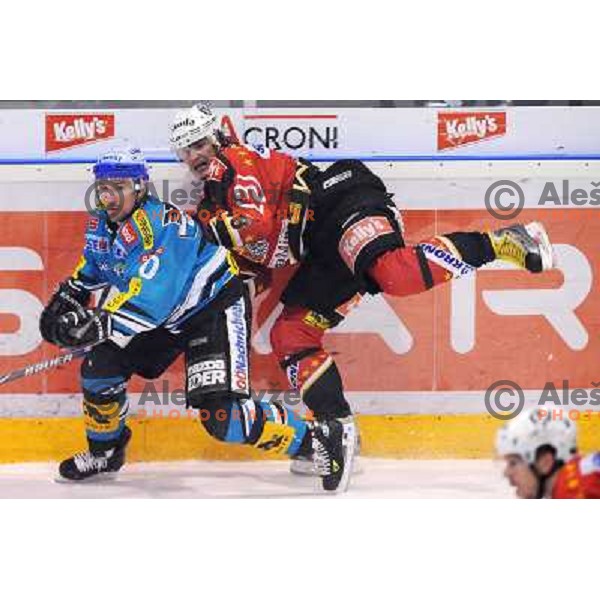 Gregor Poloncic at fourth game of EBEL quater final , Jesenice - Linz 