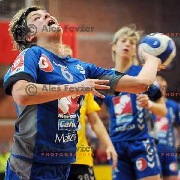 Olena Yacenko at EHF cup winners\' cup semifinal match Krim Mercator - Rulmentul-Urban Brasov, Ljubljana 