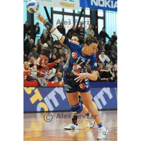 Tanja Oder at EHF cup winners\' cup semifinal match Krim Mercator - Rulmentul-Urban Brasov, Ljubljana 