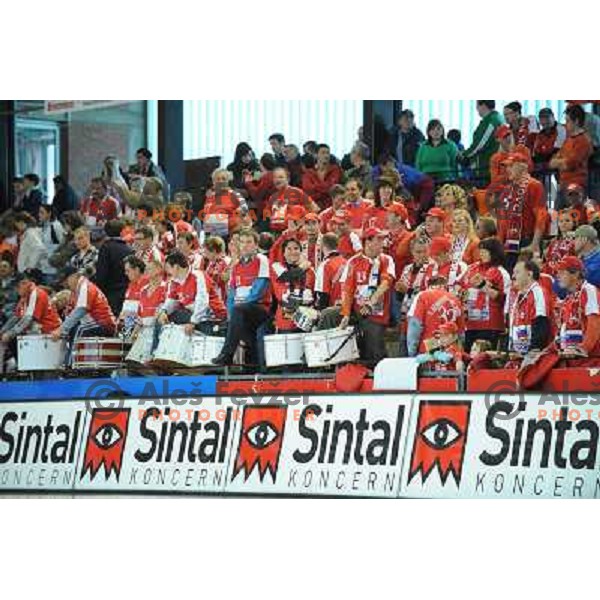Krim Fans at EHF cup winners\' cup semifinal match Krim Mercator - Rulmentul-Urban Brasov, Ljubljana 