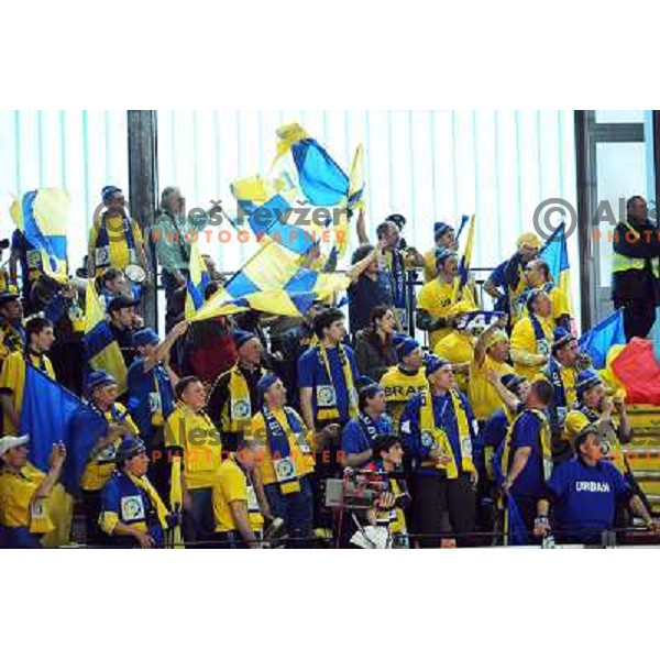 Rumentul Fans at EHF cup winners\' cup semifinal match Krim Mercator - Rulmentul-Urban Brasov, Ljubljana 